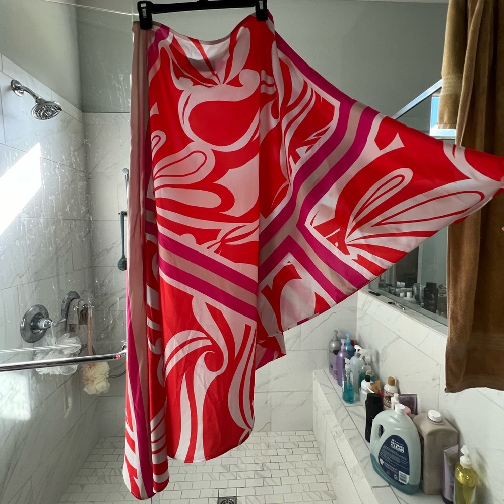 One shoulder pink and red-orange dress